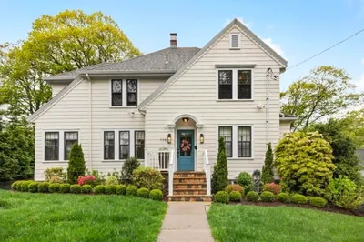 138 Oak St 1