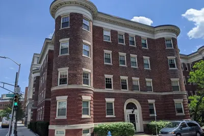 2-6 University Road 1