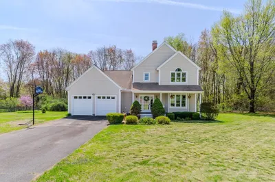 9 High Meadow Rd