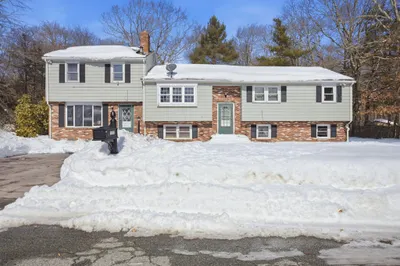 151 Windsor Dr