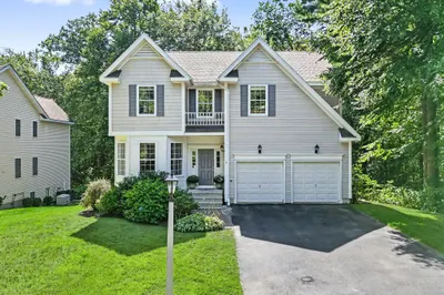 8 Southwood Dr #8 1