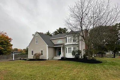 108 Linwood St 1