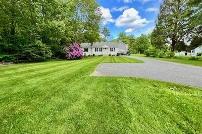 74 Oak Hill Rd 1