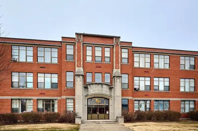 90 Mckinstry Ave #303