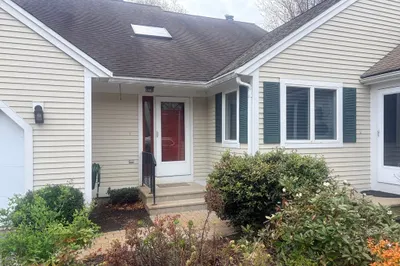 94 Pine Hill #94