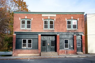 3 Bridge St #2