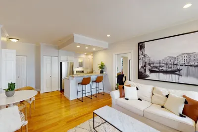 27 Bowdoin St #1B 1