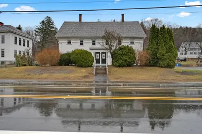 195-197 Main St 1