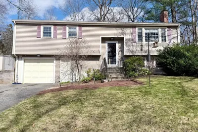 58 Bowdoin Dr