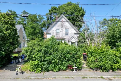 35 Brett St 1