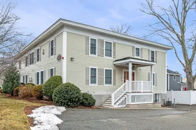112 Porter St #3