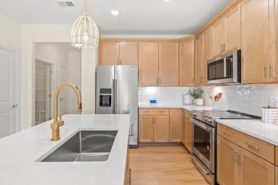 2 Codman Way #110