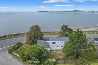 274 Newport Rd