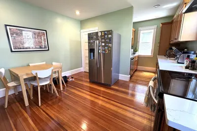 23-25 Fuller St #1 1