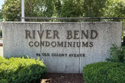 96 Old Colony Ave #355 1