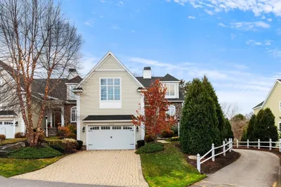 37 Crenshaw Lane #37 1