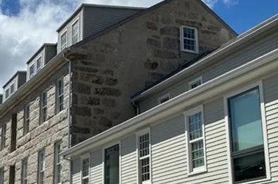 19 Commercial Street #201a 1
