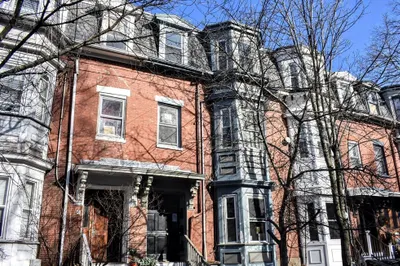 44 Sheridan St #1
