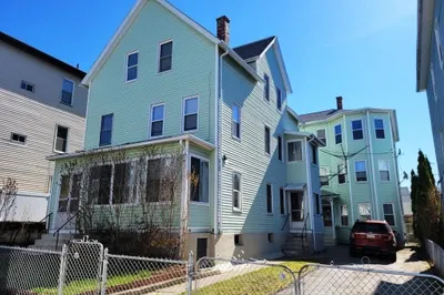 73 1/2 Esther St #3