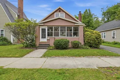 54 Thorndyke St