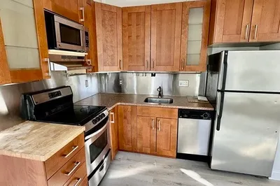 475 Shawmut Ave #2