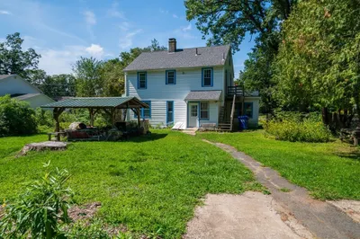1117 N Pleasant St 1