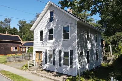 163 Chapman St