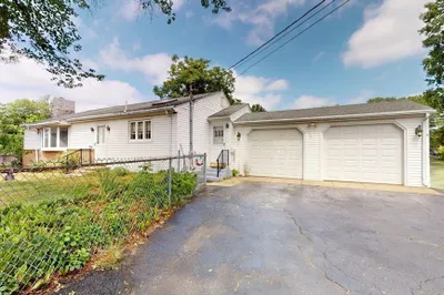 8 Vincent Ave 1