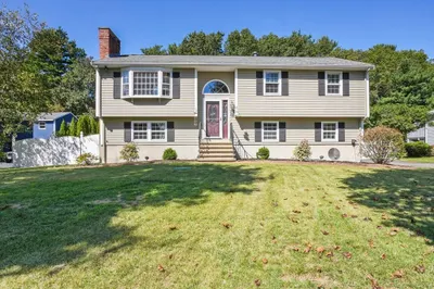 8 Cushing Drive 1