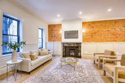 16 Chestnut Street 1
