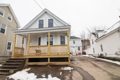 54 Willow St