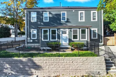 400 Adams St #B 1