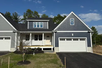 Unit 3 Harlow Brook Way #3 1
