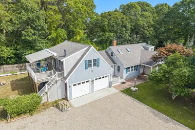 158 Lakeside Dr 1