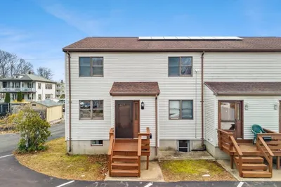 39 Blendall St #39