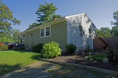 207 Plymouth Avenue 1