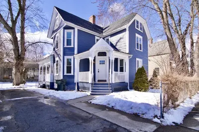 104 Andrew St