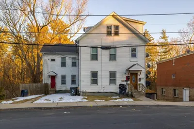 43 Coombs St 1