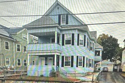 96-98 Bowdoin St #1