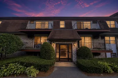14 Williamsburg Ct #1