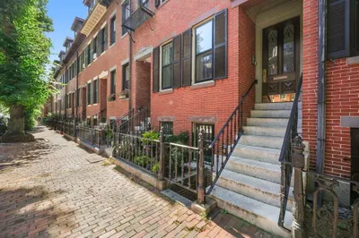 49 Appleton St