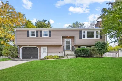 5 Hawthorne Circle 1
