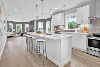 65 Kenmere Rd #1 1