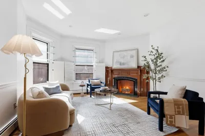 258 Marlborough St #2R 1