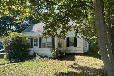 214 Vernon St