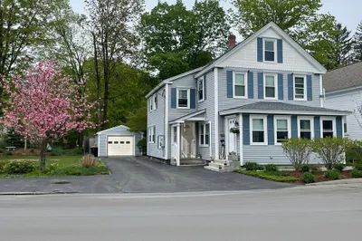 19-21 Broadway Street 1