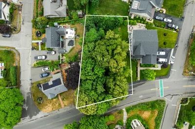 239 Nahant Road 1