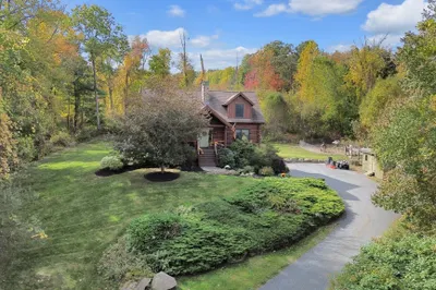55 Fiske Mill Rd 1