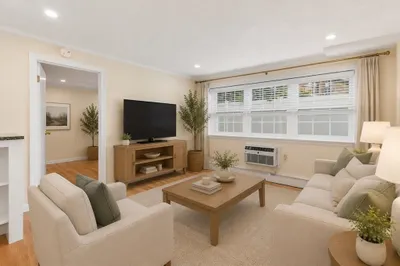 5 Cass St #2 1