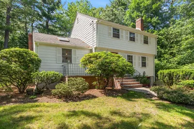 3 Marshall St